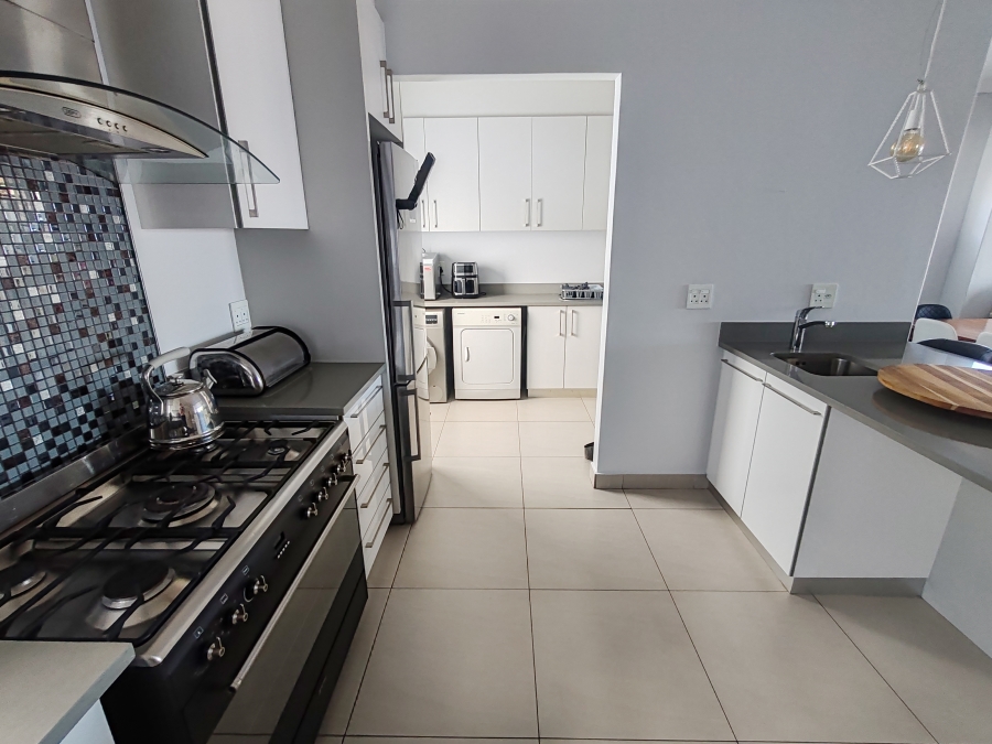 5 Bedroom Property for Sale in Calypso Beach Western Cape